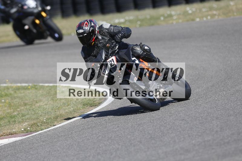 /35 07.08.2026  Discover the Bike ADR/Race 3 rot/72